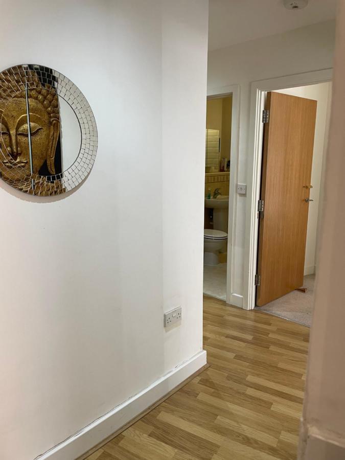 Entire Town Centre 2 Bedroom Apartment Very Close To Beach Bournemouth Eksteriør bilde