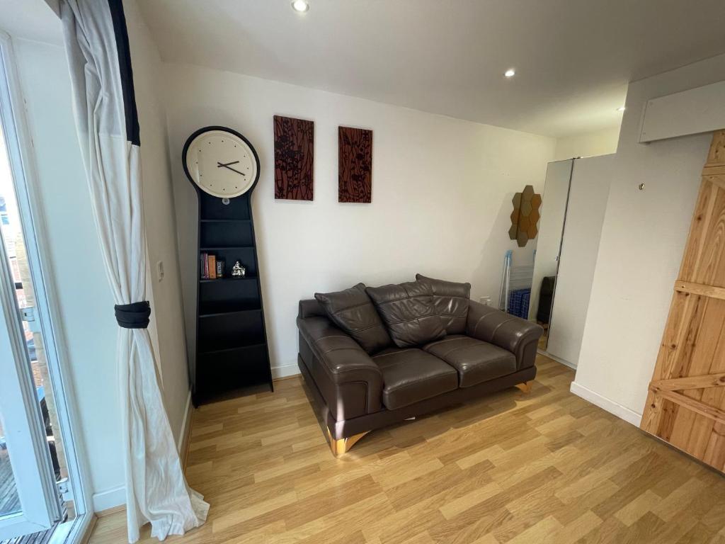 Entire Town Centre 2 Bedroom Apartment Very Close To Beach Bournemouth Eksteriør bilde